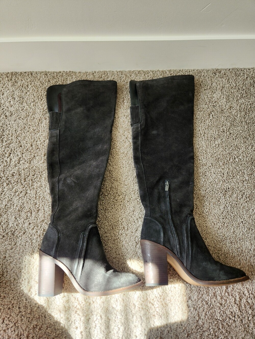 Vince Camuto Melaya Suede Over The Knee Boots Size 8.5 - Picture 3 of 7